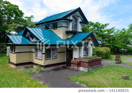 原小熊宅邸,斜側視圖,札幌市中央區,綠意盎然 原小熊宅邸,斜側視圖,札幌市中央區,綠意盎然 141149035