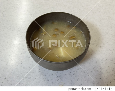 美味的滑子菇湯 141151412