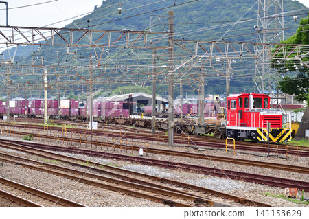 Tokaido Main Line, Sagami Freight Terminal, JR Freight, DB500-55 (Shin-Tsurumi) Tokaido Main Line, Sagami Freight Terminal, JR Freight, DB500-55 (Shin-Tsurumi) 141153629