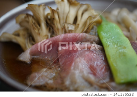 Sukiyaki Sukiyaki 141156528