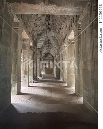 柬埔寨吳哥窟遺址的景色 柬埔寨吳哥窟遺址的景色 141156968
