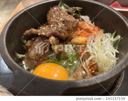Stone-grilled short ribs Stone-grilled short ribs 141157139