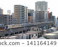 西武池袋線6000系列列車行駛在高架四軌上(東京練馬區) 西武池袋線6000系列列車行駛在高架四軌上(東京練馬區) 141164149