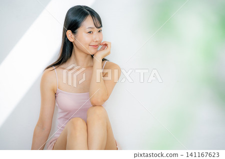 夏季護膚形象 141167623