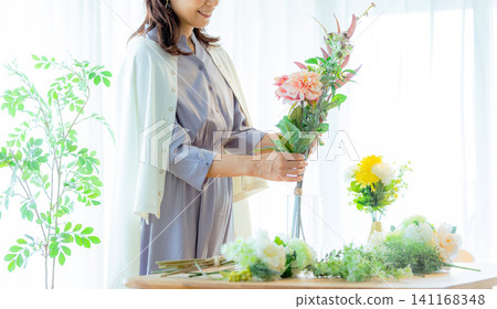 Senior women living flowers Senior women living flowers 141168348