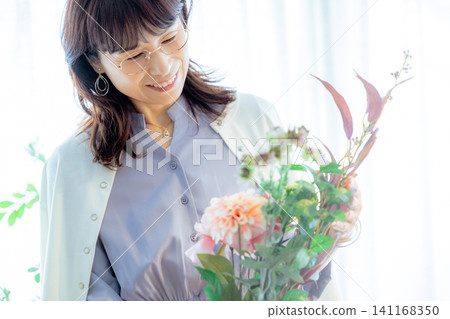 高級女性生活鮮花 141168350