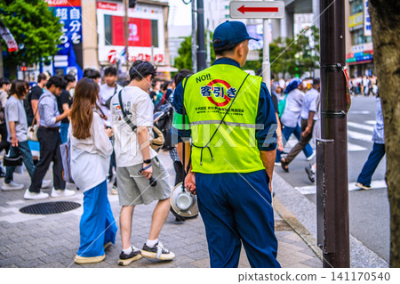 Inbound tourism continues to thrive in Tokyo's urban landscape… Akihabara, Tokyo. "NO!! Touting"… Watchful eyes watch over the town… = July 11 Inbound tourism continues to thrive in Tokyo's urban landscape… Akihabara, Tokyo. "NO!! Touting"… Watchful eyes watch over the town… = July 11 141170540