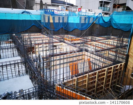 Apartment building construction site Apartment building construction site 141170608