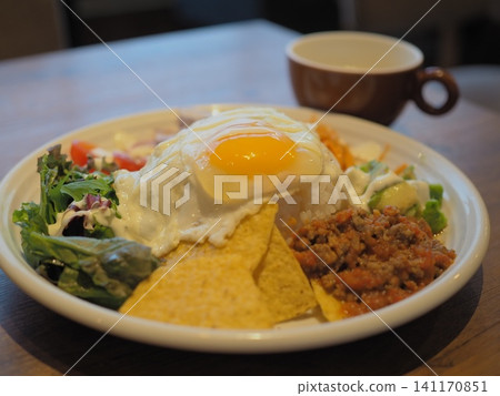A stylish one-plate gapao rice A stylish one-plate gapao rice 141170851
