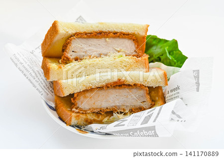 Thick-cut pork cutlet sandwich Thick-cut pork cutlet sandwich 141170889