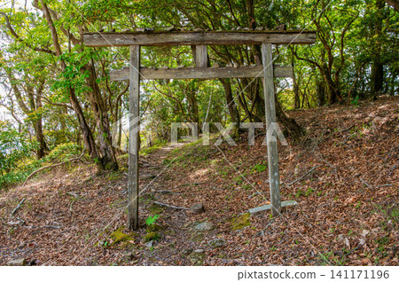 大鈴神社上殿位於大鈴山山頂附近 大鈴神社上殿位於大鈴山山頂附近 141171196