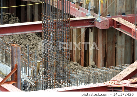 Image of bracing for retaining walls Image of bracing for retaining walls 141172426