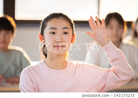 補習班;在補習班上課的孩子們 補習班;在補習班上課的孩子們 141173233