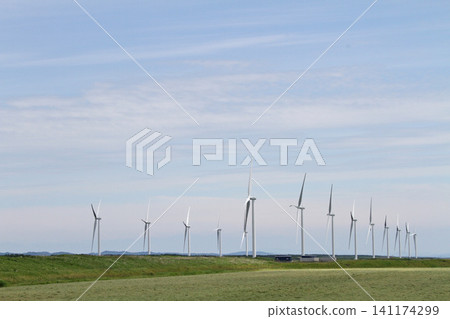日本海奧羅隆線幌野風發電機組,奧羅隆線,北海道106號公路,風景大道 日本海奧羅隆線幌野風發電機組,奧羅隆線,北海道106號公路,風景大道 141174299