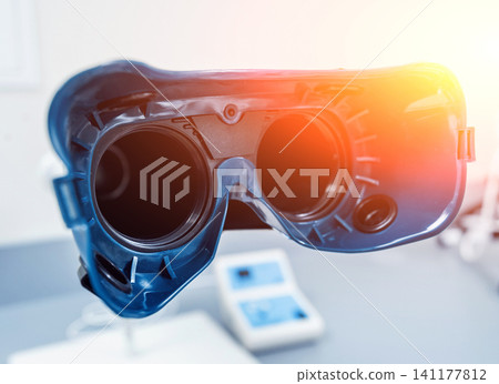 Pleoptics. Eye training. Vision rehabilitation. Device for vision stimulation. Pleoptics. Eye training. Vision rehabilitation. Device for vision stimulation. 141177812