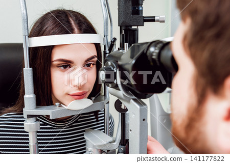 Slit lamp examination. Biomicroscopy of the anterior eye segment. Basic eye examination. Slit lamp examination. Biomicroscopy of the anterior eye segment. Basic eye examination. 141177822