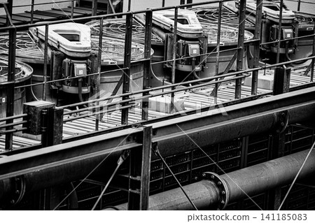 Plant plumbing and valves Plant plumbing and valves 141185083