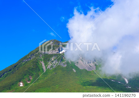 Mt. Rausu and the blue sky Mt. Rausu and the blue sky 141190270