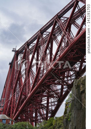 Forth Bridge: A railway bridge spanning the Firth of Forth near Edinburgh. Forth Bridge: A railway bridge spanning the Firth of Forth near Edinburgh. 141191703