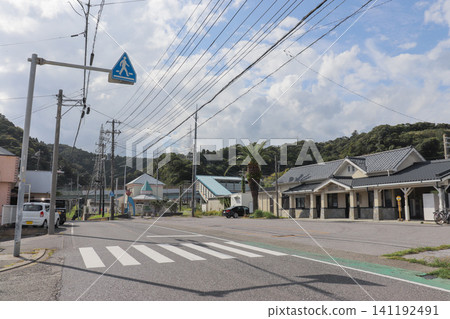 小湊町(千葉縣鴨川市)的街景 小湊町(千葉縣鴨川市)的街景 141192491