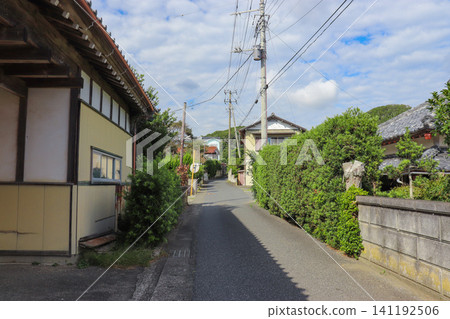 The townscape of Kominato (Kamogawa City, Chiba Prefecture) The townscape of Kominato (Kamogawa City, Chiba Prefecture) 141192506