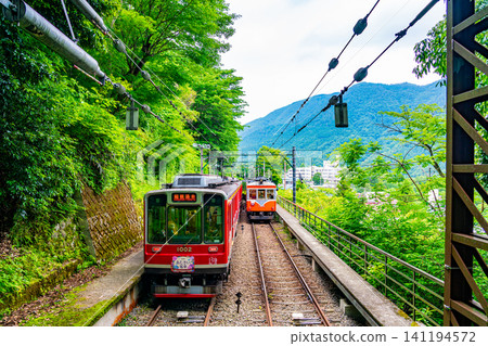 【神奈川縣】箱根登山鐵道,上大平台訊號站,繡球花列車 【神奈川縣】箱根登山鐵道,上大平台訊號站,繡球花列車 141194572