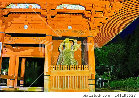 The Nio statues housed in the Daimon gate of Mount Koya in Wakayama Prefecture. 141196528