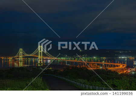 A very beautiful night view of Muroran City, Hokkaido, Japan 141199036