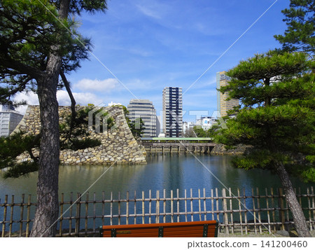 高松城遺址(玉藻城遺址/玉藻公園)的城樓基座和劍鞘橋 - 香川縣高松市 高松城遺址(玉藻城遺址/玉藻公園)的城樓基座和劍鞘橋 - 香川縣高松市 141200460