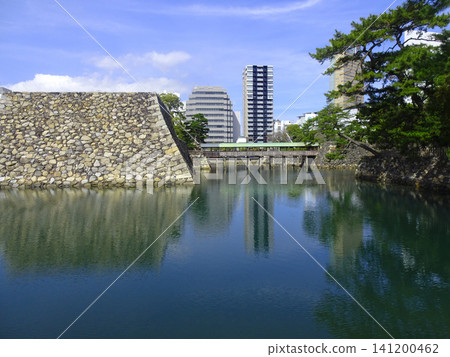 高松城遺址(玉藻城遺址/玉藻公園)的城樓基座和劍鞘橋 - 香川縣高松市 高松城遺址(玉藻城遺址/玉藻公園)的城樓基座和劍鞘橋 - 香川縣高松市 141200462