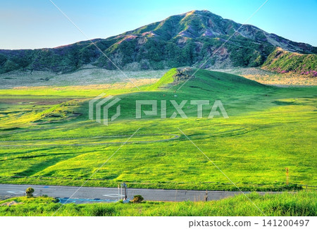 阿蘇:草千里海灘和烏帽山 阿蘇:草千里海灘和烏帽山 141200497