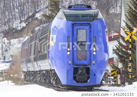 運行於石北線的特快列車鄂霍次克號 運行於石北線的特快列車鄂霍次克號 141201133
