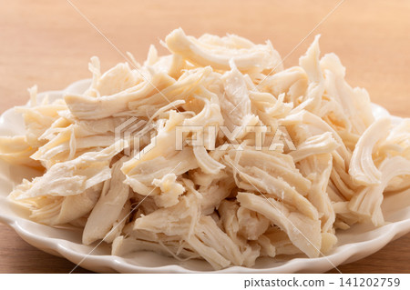 Shredded chicken breast Shredded chicken breast 141202759