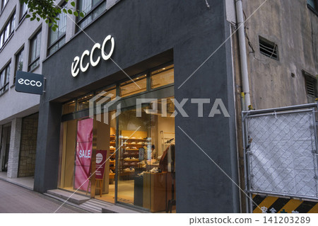 ECCO,世界知名的丹麥鞋履及皮具品牌,銀座店:東京都中央區銀座3丁目 ECCO,世界知名的丹麥鞋履及皮具品牌,銀座店:東京都中央區銀座3丁目 141203289