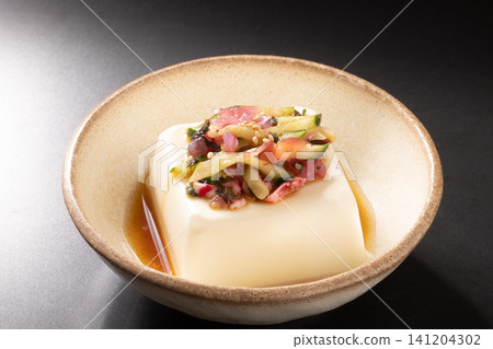 Cold tofu (with pickled plum, jellyfish, and cucumber) Cold tofu (with pickled plum, jellyfish, and cucumber) 141204302