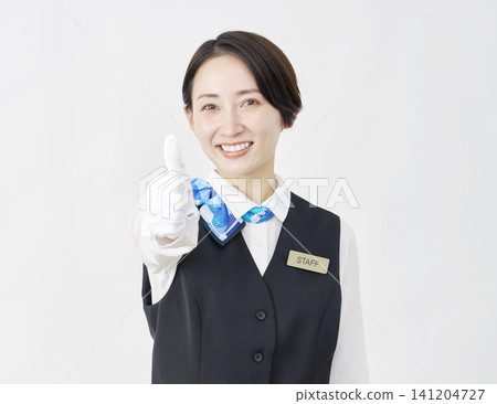 女性員工，接待員/公車導遊，良好標誌，白色背景 141204727