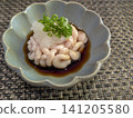 日式料理，以鱈魚精液佐以柚子醋。 141205580