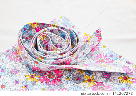 Handicrafts/Handmade: Bag handles (strings) made from floral fabric Handicrafts/Handmade: Bag handles (strings) made from floral fabric 141207278