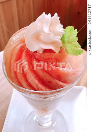 Luxurious peach sweets Luxurious peach sweets 141212717