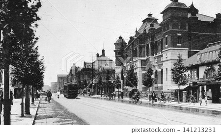 Old photograph, 1925-1933, Sakaemachi Street in Nagoya (near Sakaemachi on Hirokoji Street, with the Bank of Japan Nagoya Branch in the background on the right). Old photograph, 1925-1933, Sakaemachi Street in Nagoya (near Sakaemachi on Hirokoji Street, with the Bank of Japan Nagoya Branch in the background on the right). 141213231