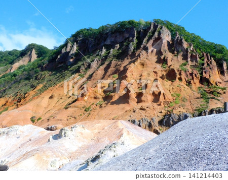 Noboribetsu Jigokudani (Hell Valley), Hokkaido (photographed in August 2024) Noboribetsu Jigokudani (Hell Valley), Hokkaido (photographed in August 2024) 141214403