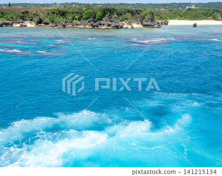 Track upon arrival at Yoron Island Track upon arrival at Yoron Island 141215134