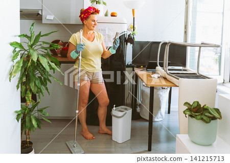 household routine cleaning household routine cleaning 141215713
