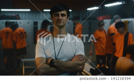 Focused Sports Mentor Leading Teenage Athletes Before or after Training Focused Sports Mentor Leading Teenage Athletes Before or after Training 141216394