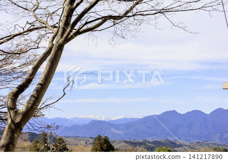 A spectacular view of the snow-capped mountains and the Joetsu region in spring, as seen from Ikaho Onsen. A spectacular view of the snow-capped mountains and the Joetsu region in spring, as seen from Ikaho Onsen. 141217890