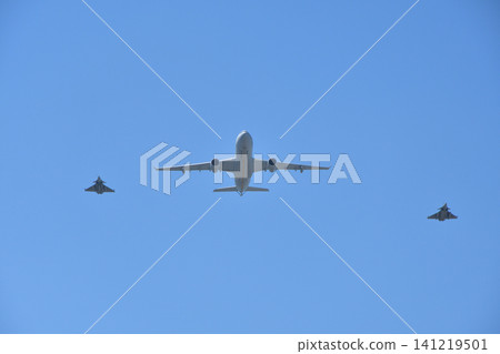空軍中隊在巴黎上空進行巴士底日彩排(2026年7月9日) 空軍中隊在巴黎上空進行巴士底日彩排(2026年7月9日) 141219501