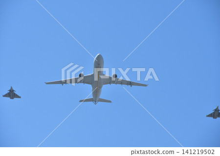 空軍中隊在巴黎上空進行巴士底日彩排（2026年7月9日） 141219502