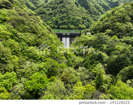 Kawamata Dam, Higashikagawa City, Kagawa Prefecture Kawamata Dam, Higashikagawa City, Kagawa Prefecture 141220225