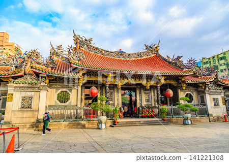 2015年台灣街景:台北市龍山寺 2015年台灣街景:台北市龍山寺 141221308
