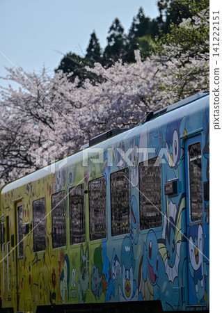 盛開的能登鐵道櫻花站 盛開的能登鐵道櫻花站 141222151